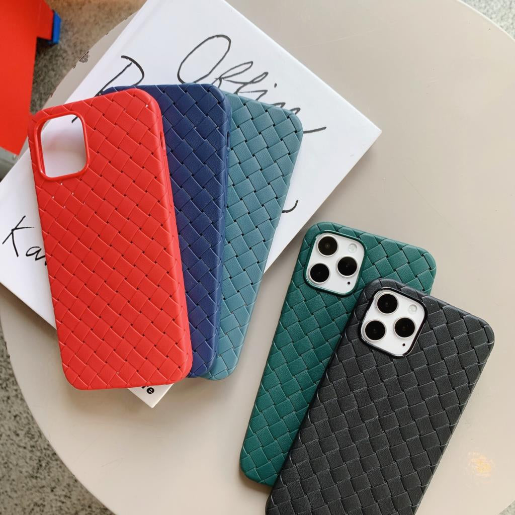 iPhone 14 Cross Grid Weaving Pattern Design Silicone Case back Cover