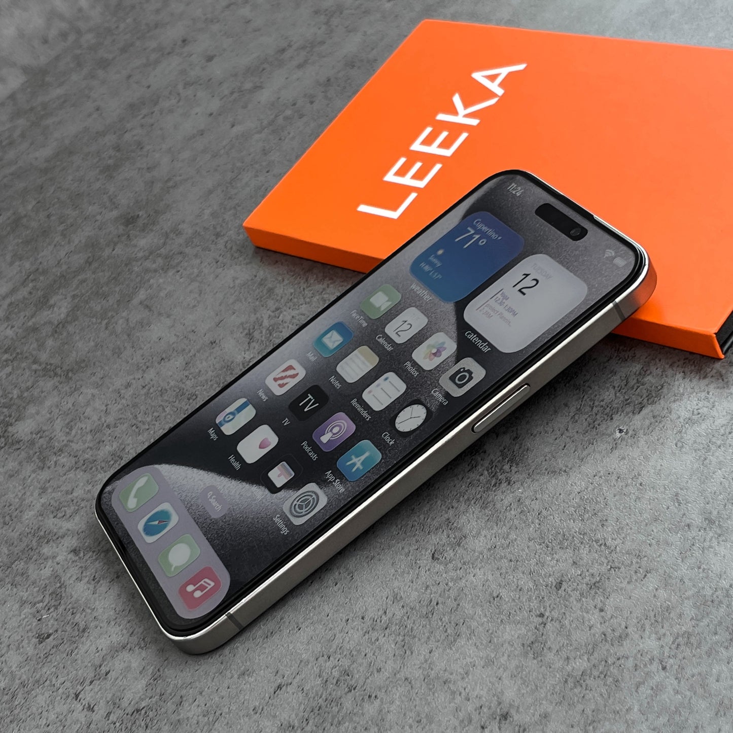 LEEKA Apple iPhone 14 Pro Max Supreme Quality HD Clear Tempered Glass Screen Protector