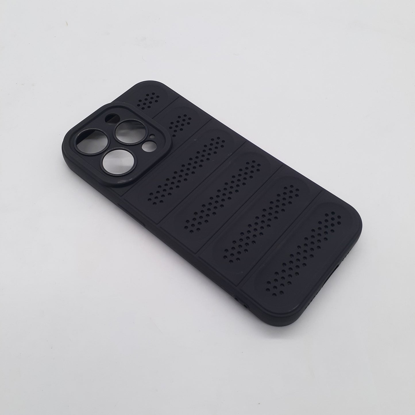 iPhone 15 Pro Heat Dissipation Design Strong TPU Material Cooling Phone Case Protective Cover