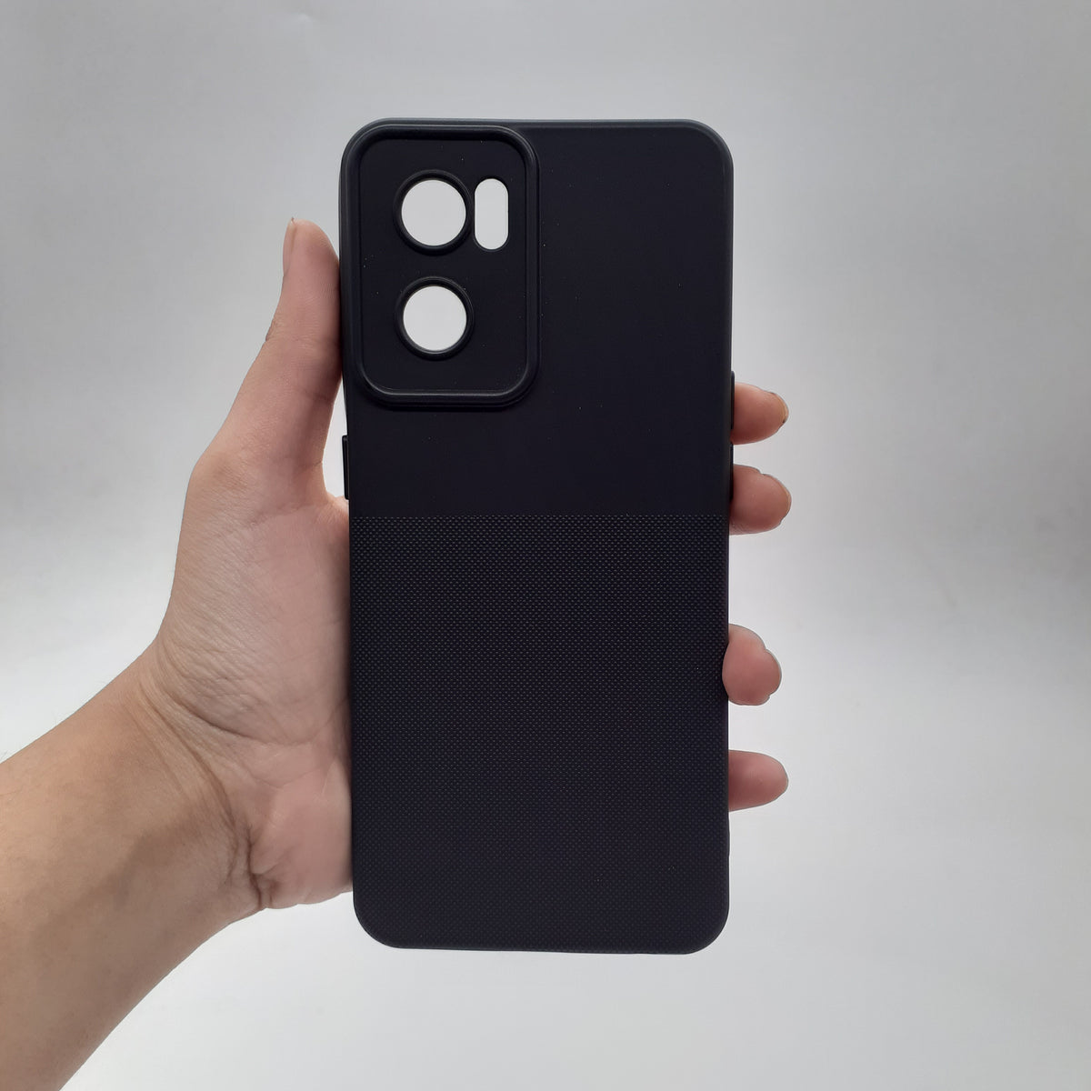 OnePlus Nord CE2 Soft Silicone Case – Slim Shockproof TPU Back Cover with Raised Screen & Camera Edges