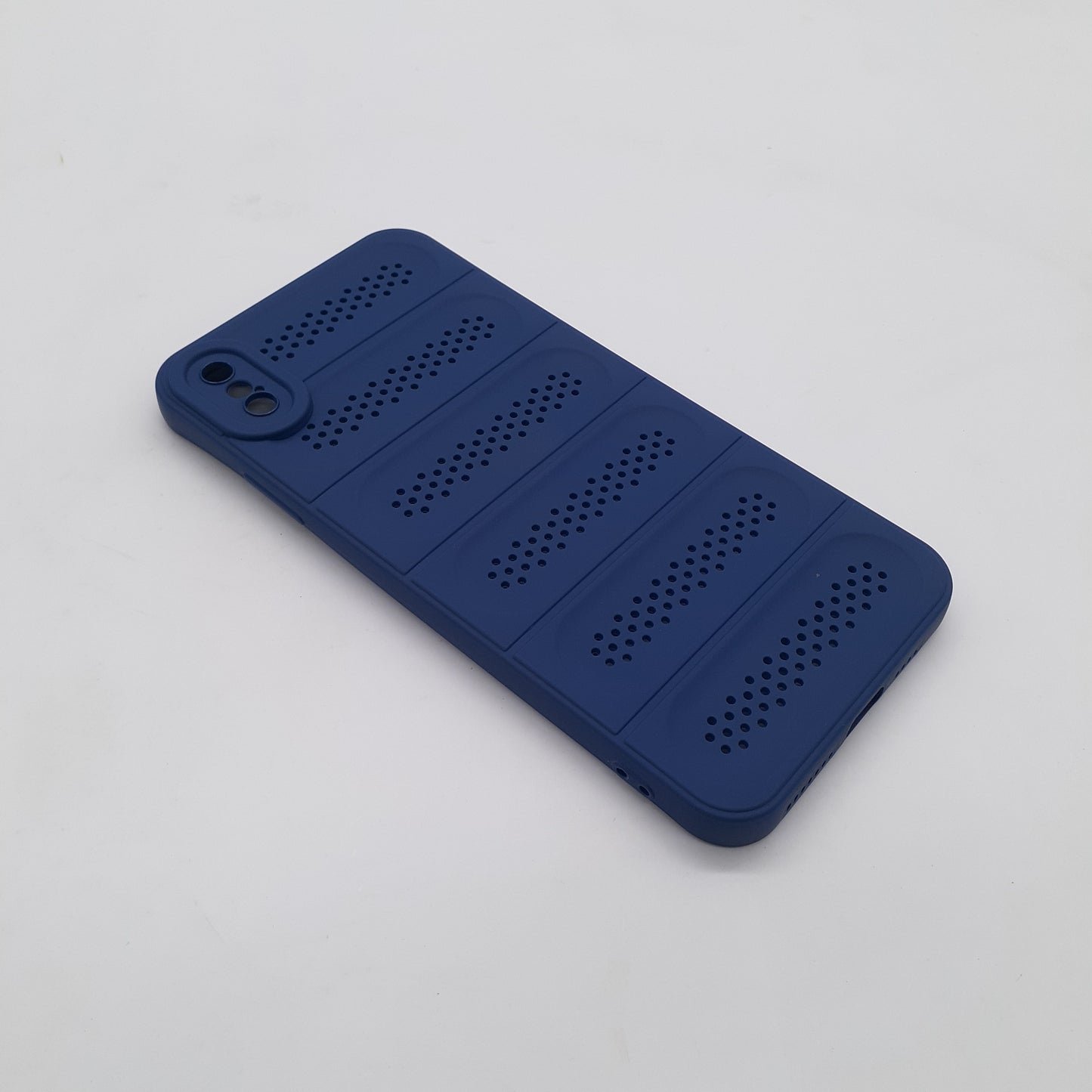 iPhone Xs Max Heat Dissipation Strong TPU Material Phone Case Shockproof Breathable Cover