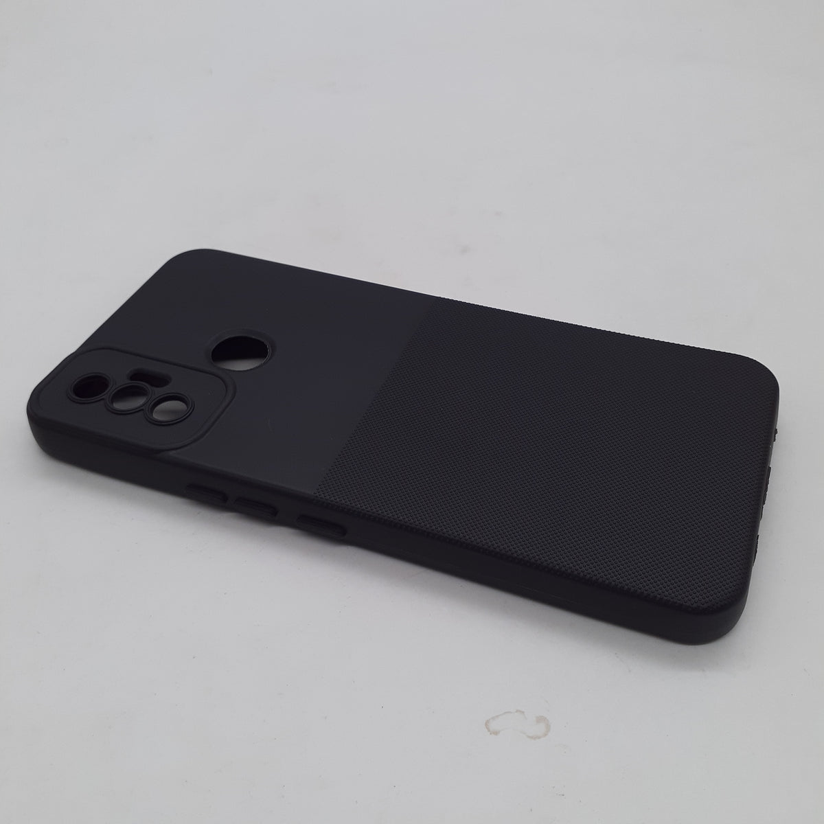 Tecno Spark 7 Soft TPU Shockproof Cover – Slim Silicone Protective Back Case with Anti-Scratch Non-Slip Surface