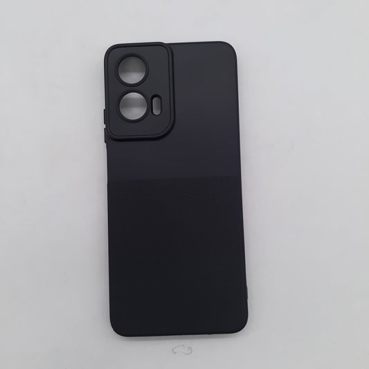Motorola Moto G35 Slim Silicone Protective Cover – Shock Resistant TPU Back Case with Non-Slip Grip & Raised Edges