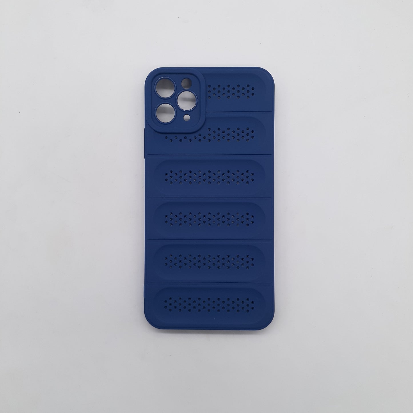 iPhone 11 Pro Max Heat Dissipation Design Strong TPU Material Phone Case Breathable Shockproof Cover