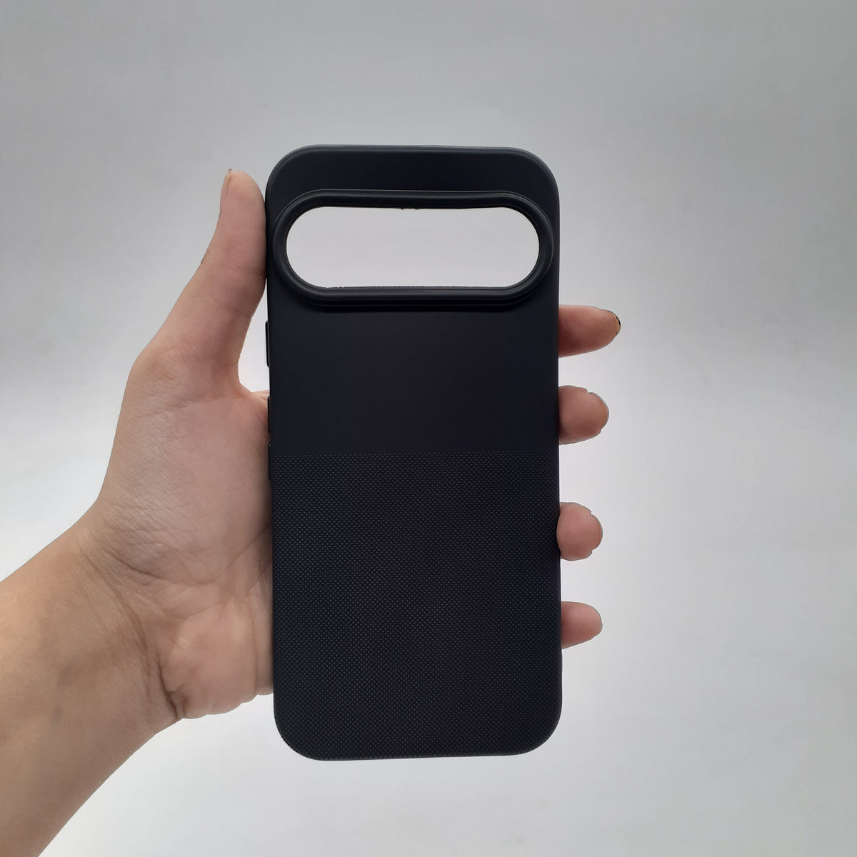 Google Pixel 9 Slim Soft Silicone Cover – Shock Resistant TPU Back Case with Anti-Slip Grip & Raised Edges