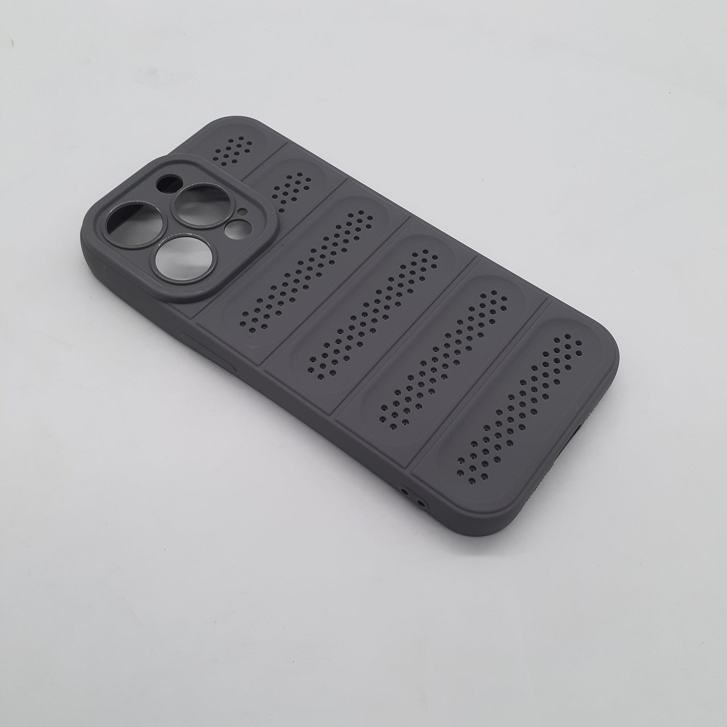 iPhone 15 Pro Heat Dissipation Design Strong TPU Material Cooling Phone Case Protective Cover