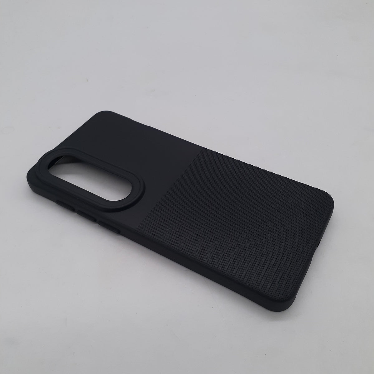 OnePlus Nord CE4 Premium Silicone Case – Slim Shock Resistant TPU Cover with Anti-Slip Grip & Raised Edges