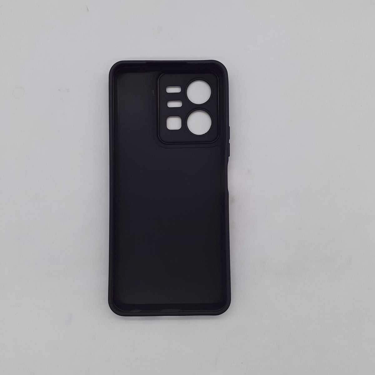 Vivo Y22 Soft TPU Protective Cover – Slim Shockproof Silicone Back Case with Anti-Slip Grip & Raised Edges