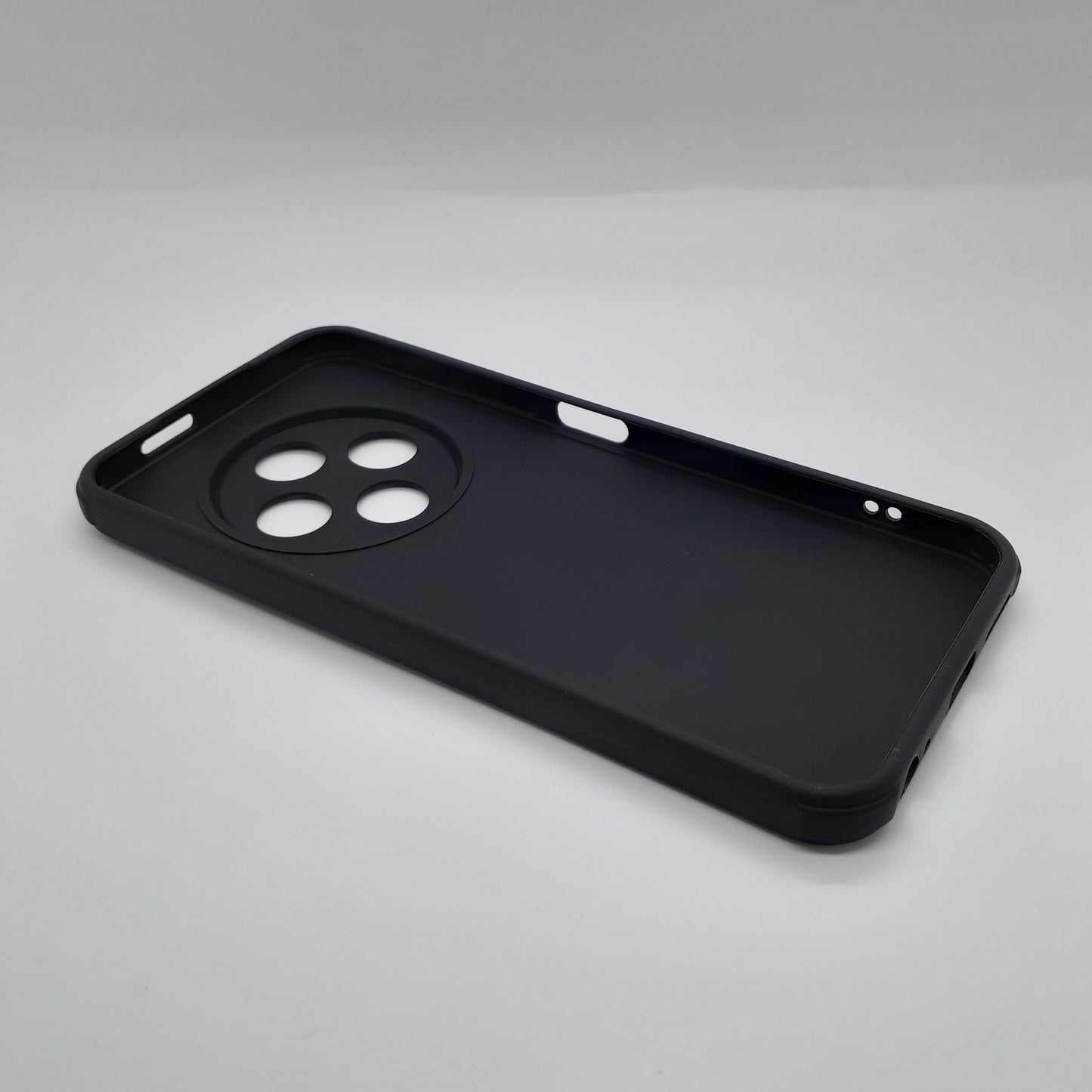Tecno Spark 30C Carbon Fiber texture Hard Rubber armour back cover shock-porof case