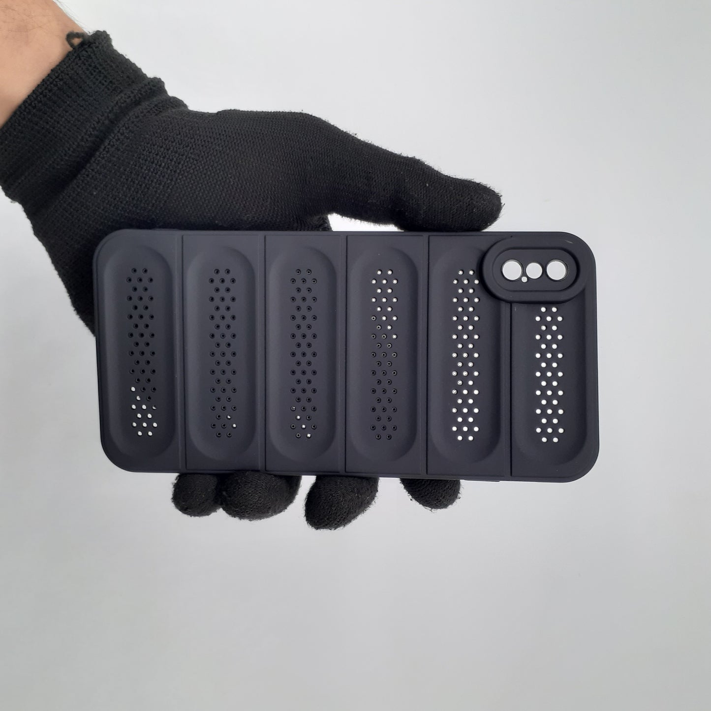 iPhone Xs Max Heat Dissipation Strong TPU Material Phone Case Shockproof Breathable Cover